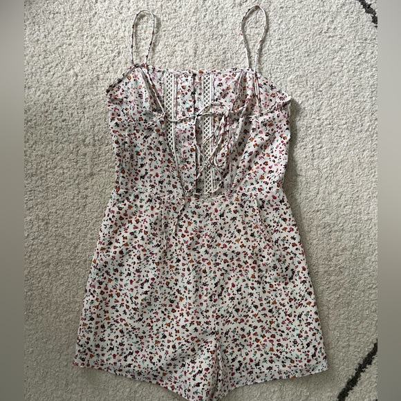 Topshop Floral Strappy Button Romper - Picture 3 of 3